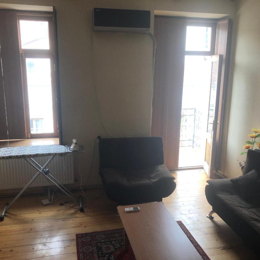 Old Metekhi Apartment Tbiliszi Kültér fotó