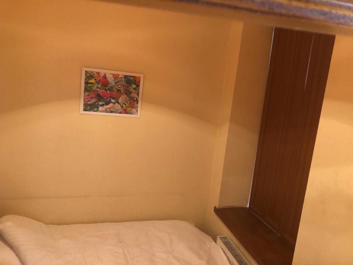 Old Metekhi Apartment Tbiliszi Kültér fotó
